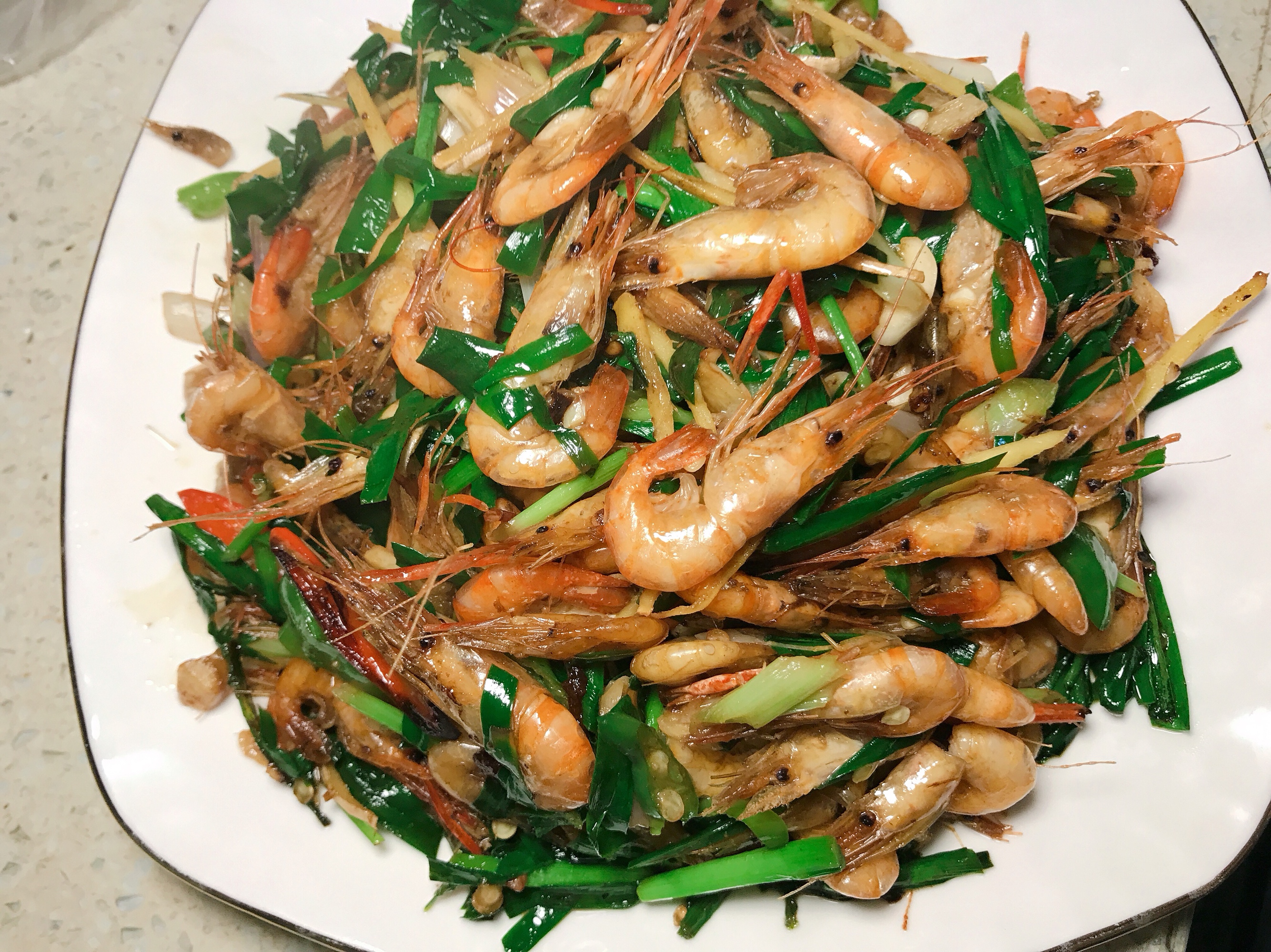 韭菜炒小虾（河虾）快手菜做法的做法