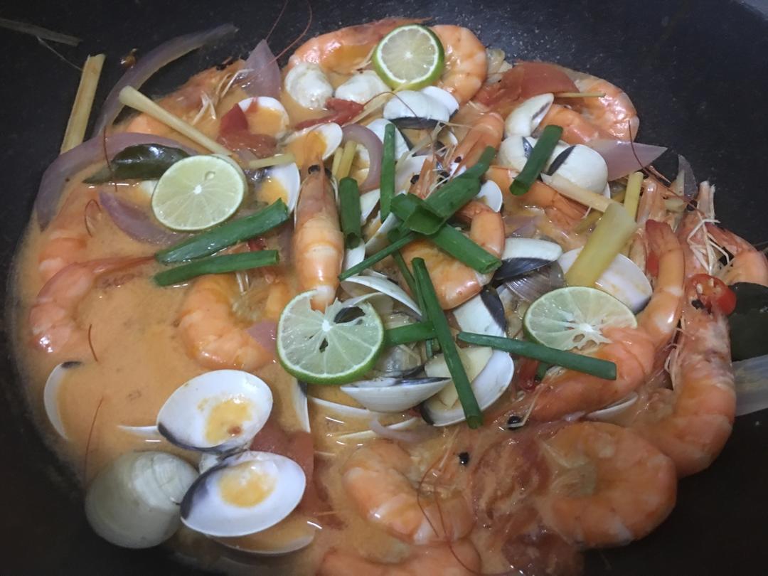 被夸爆的冬阴功汤【泰国学厨】超级好操作！