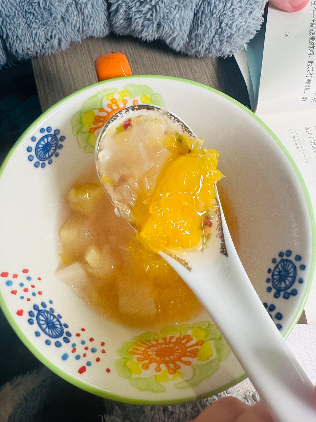 银耳西米水果羹