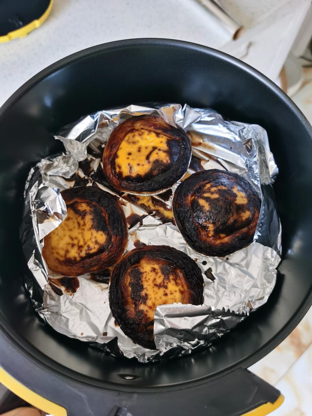 空气炸锅做蛋挞（奶牛+鸡蛋的蛋挞液）