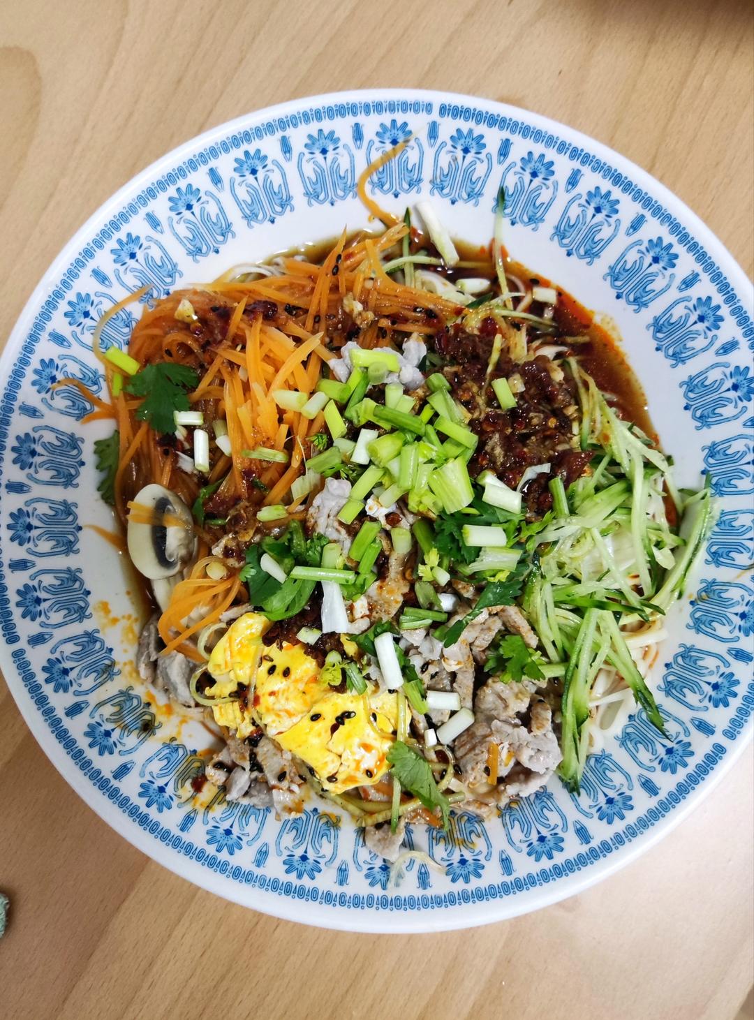 一人食 ｜ 椒麻麻麻鸡丝凉面（快手懒人版）