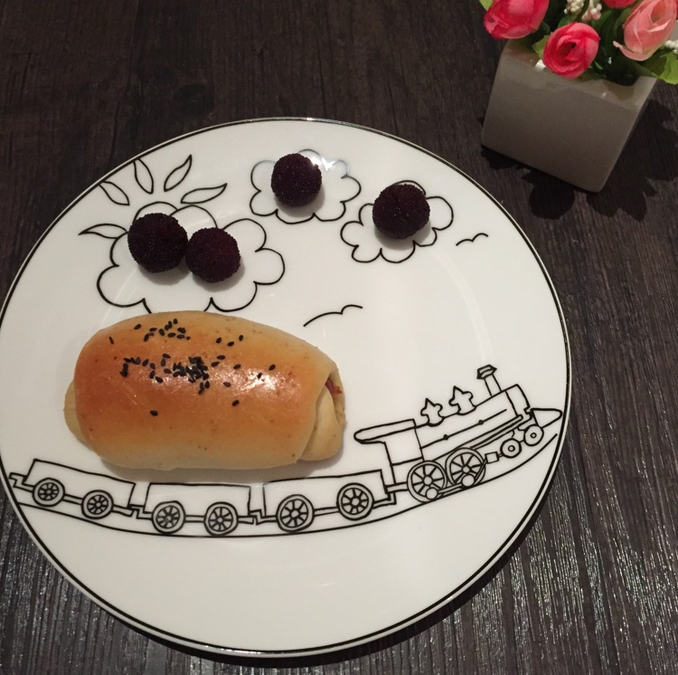 火腿肉松面包卷