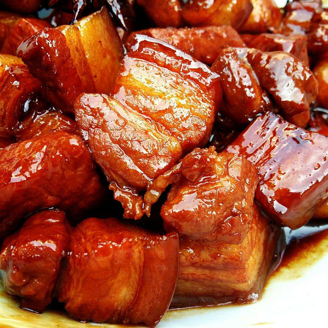 吃着碗里望着锅里的红烧肉