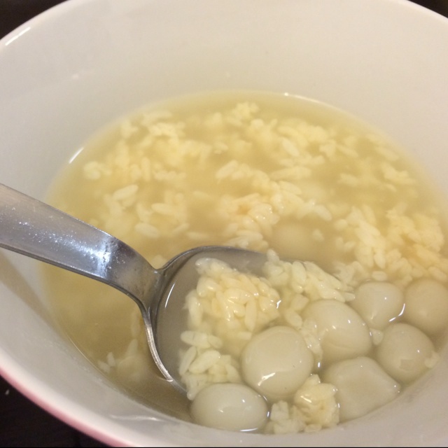 酒酿圆子