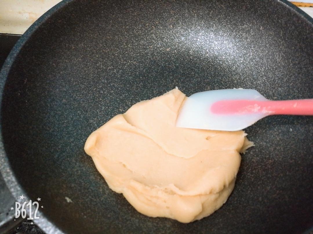 细腻纯白莲蓉馅