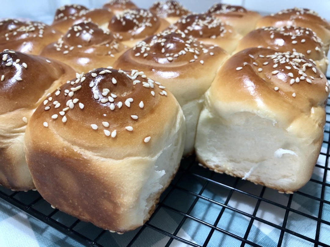 香脆柔软的蜂蜜脆底面包