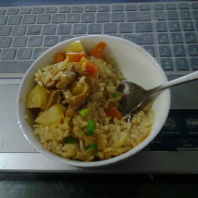 懒人版电饭煲香肠焖饭