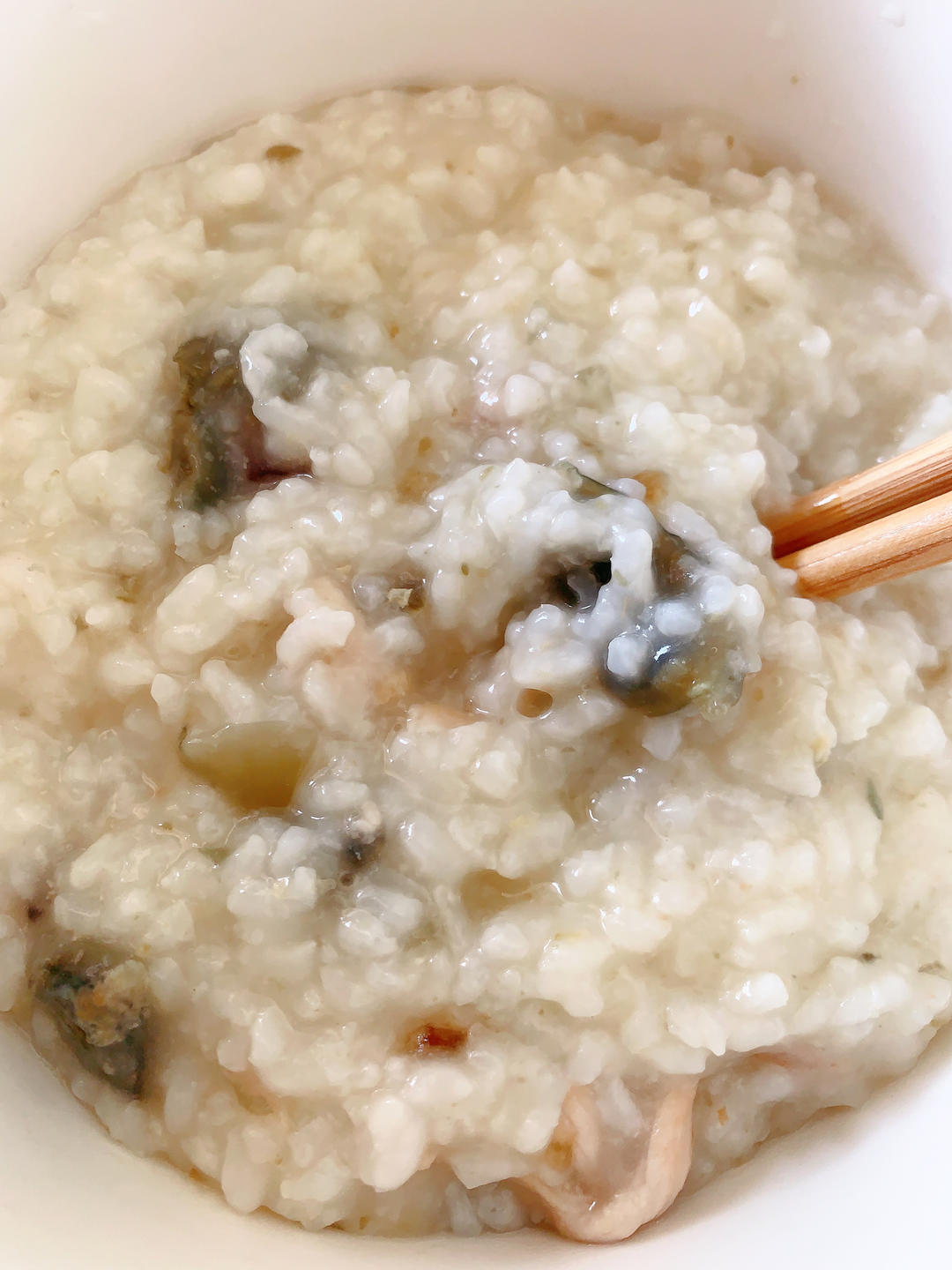 妈妈👩教我做的皮蛋瘦肉粥🥣简单快捷美味😋