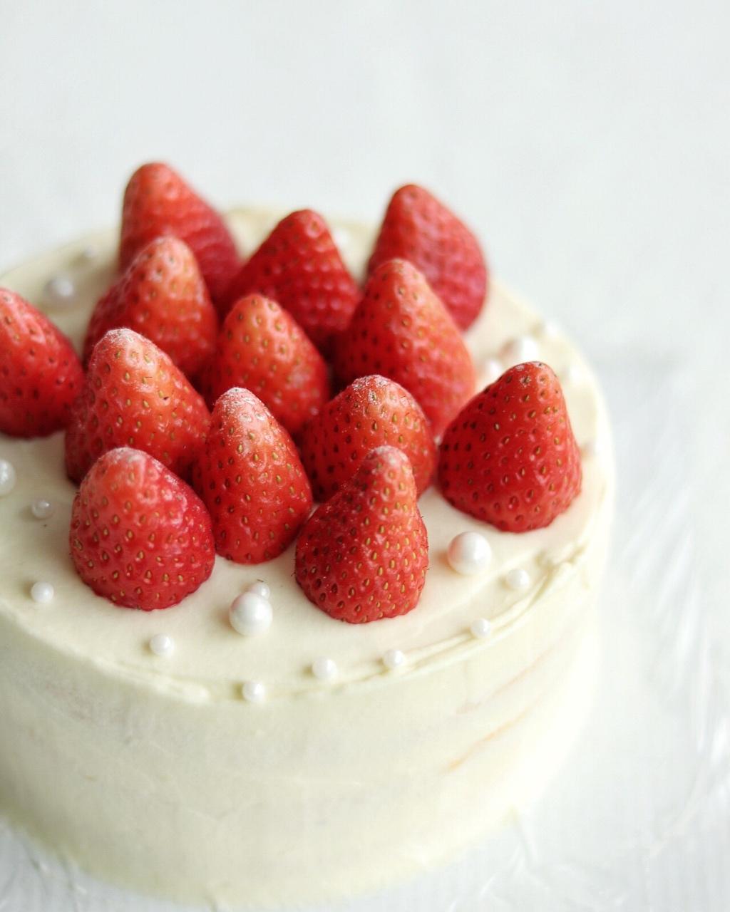 denean做的草莓鲜奶油蛋糕