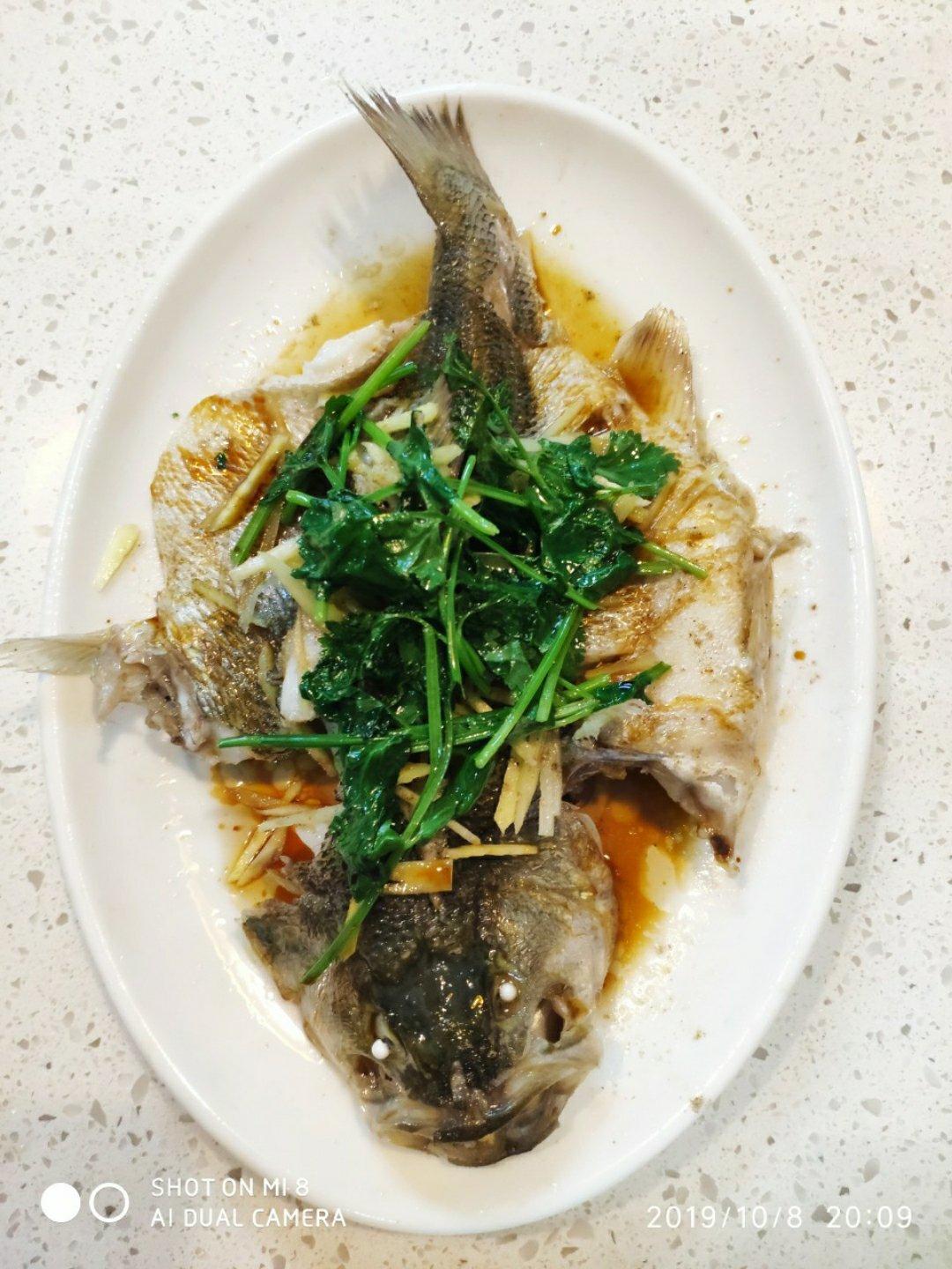 香草贝贝南瓜炖水鸭煲:口感香酥软糯，味道完胜任何烤鸭烧鸭焖鸭…