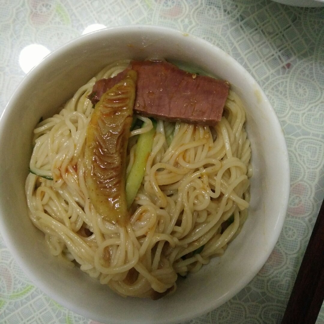 夏日快手凉拌面