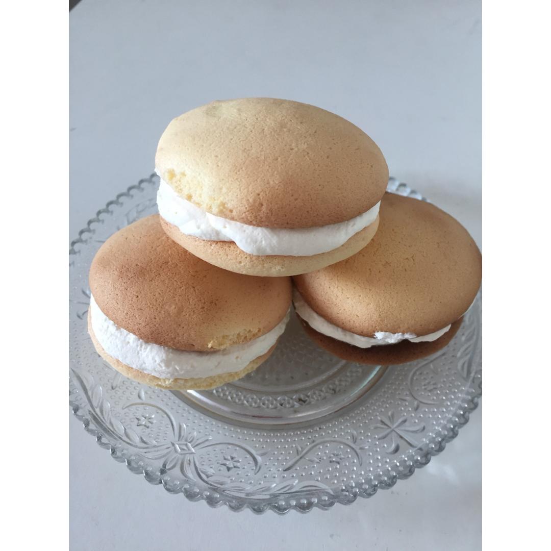 吃货尛奶餹做的不是马卡龙的奶油夹心小蛋糕