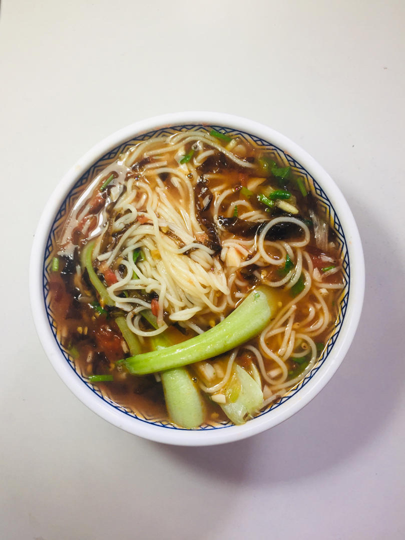 不可断粮做的河南酸汤面叶