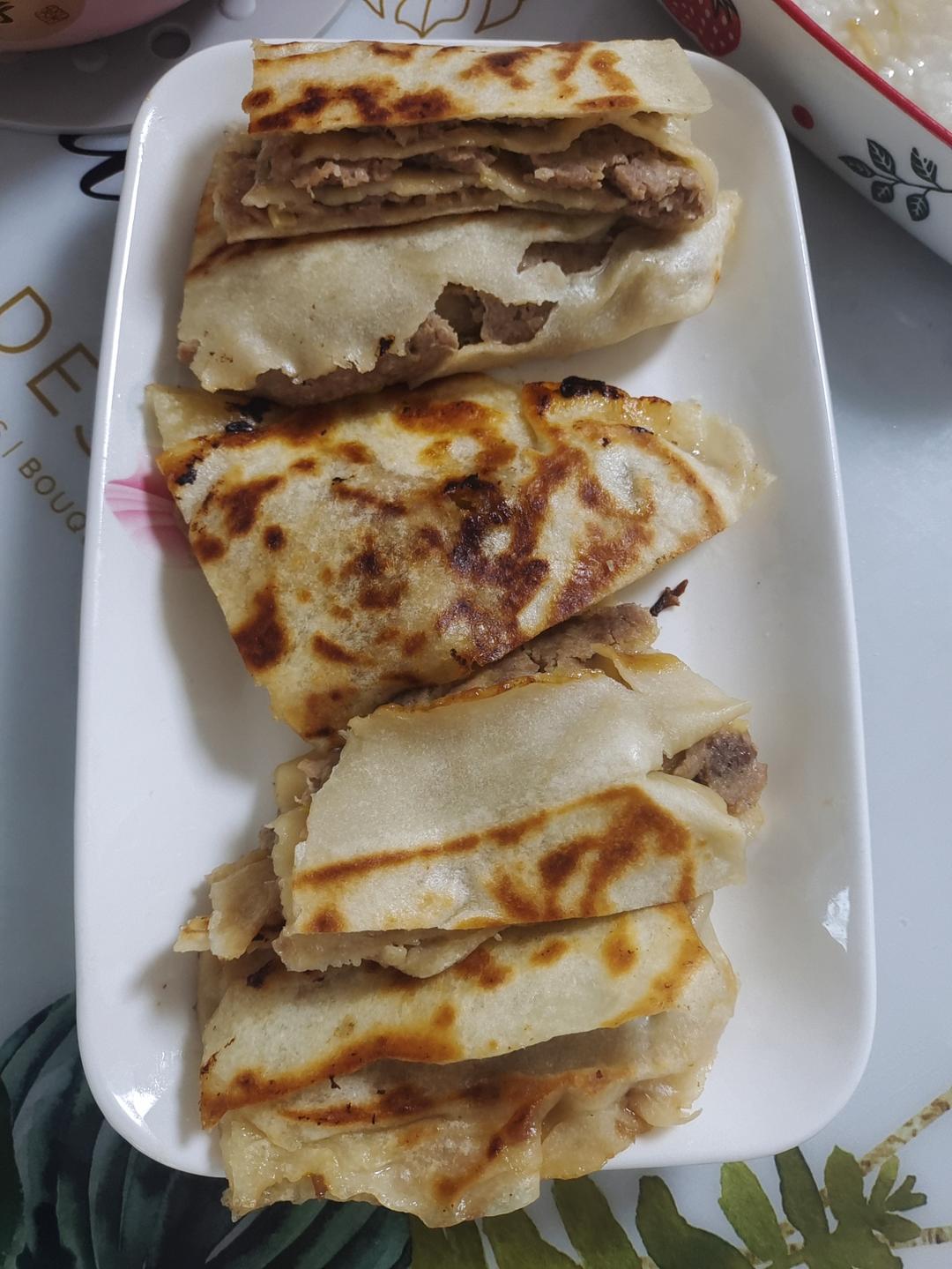 超好吃的老北京千层肉饼