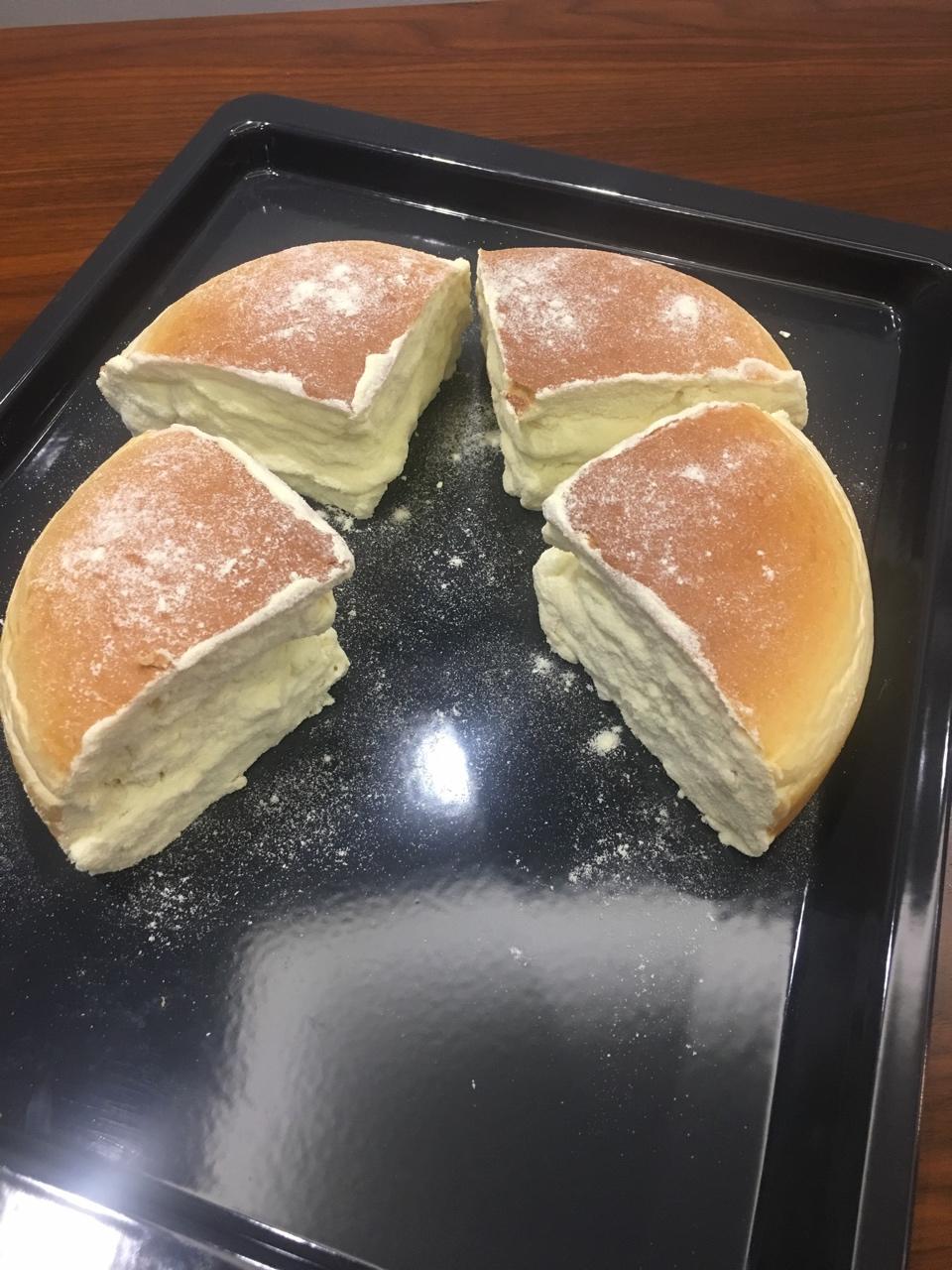 柠檬清香奶酪包