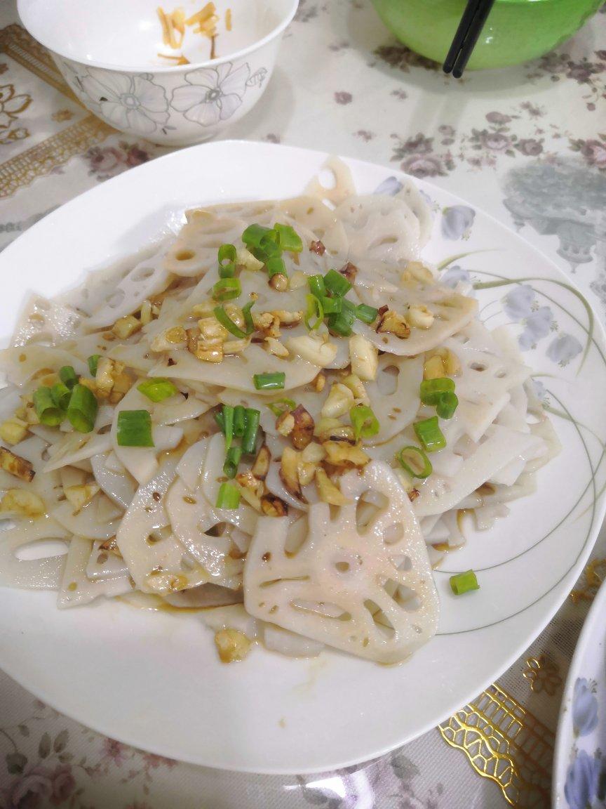 凉拌藕片