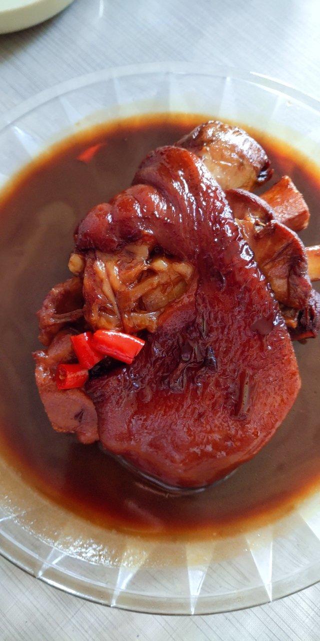 年夜菜经典：发财就手 | 吃不腻的金钱红烧猪肘