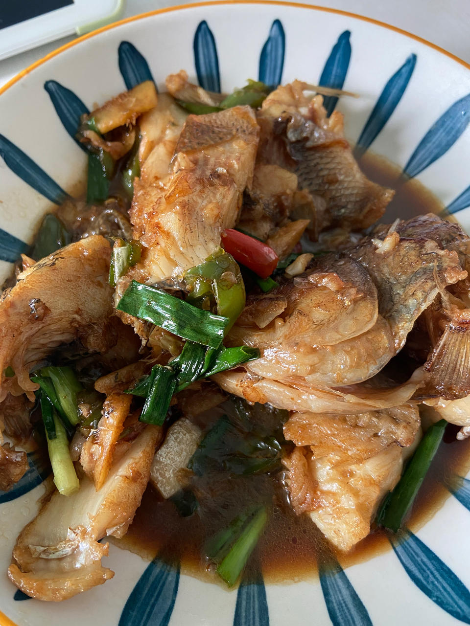 红烧鲈鱼