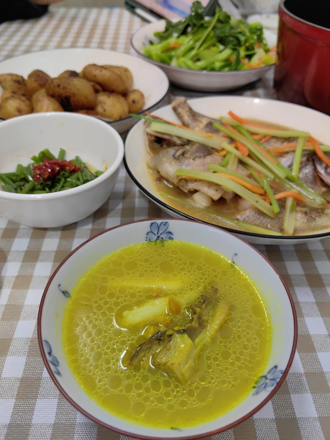 姜黄煲鸡（黄姜鸡汤）