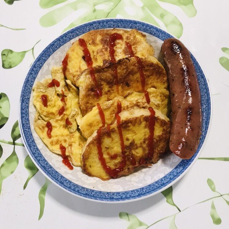 鸡蛋裹馒头片
