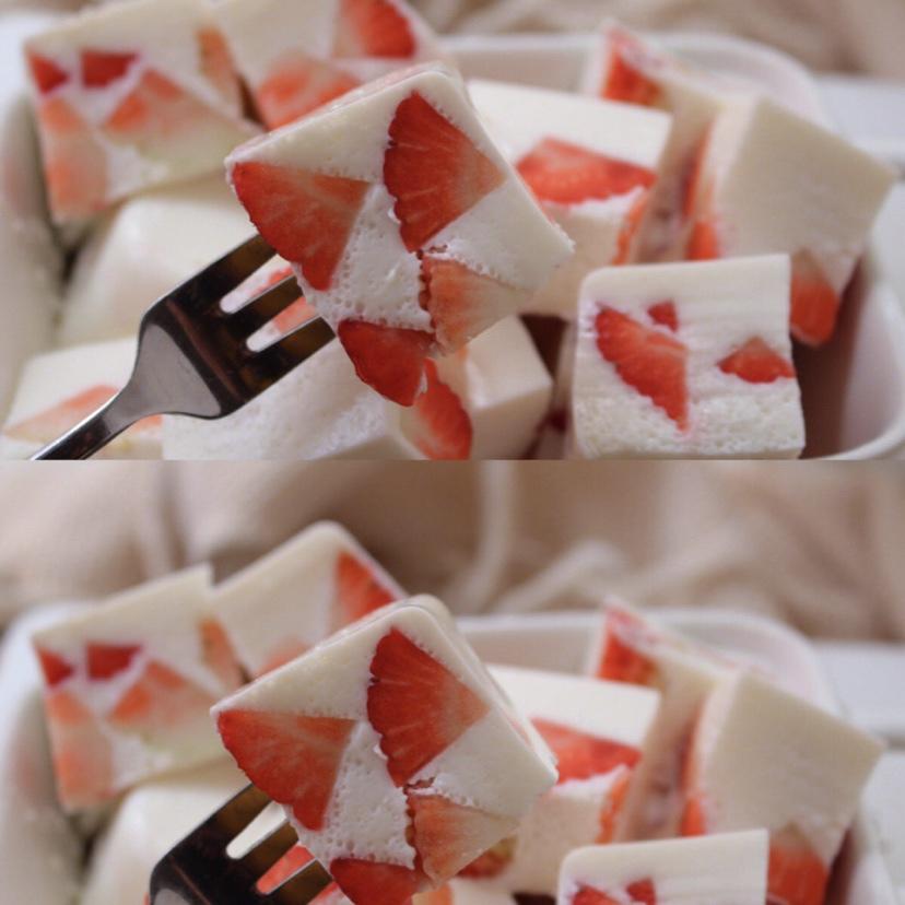 张琦1986做的椰汁牛奶草莓冻