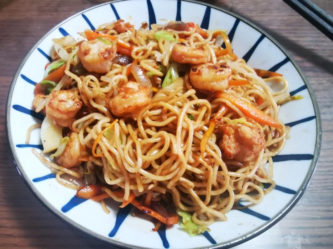 虾仁炒面