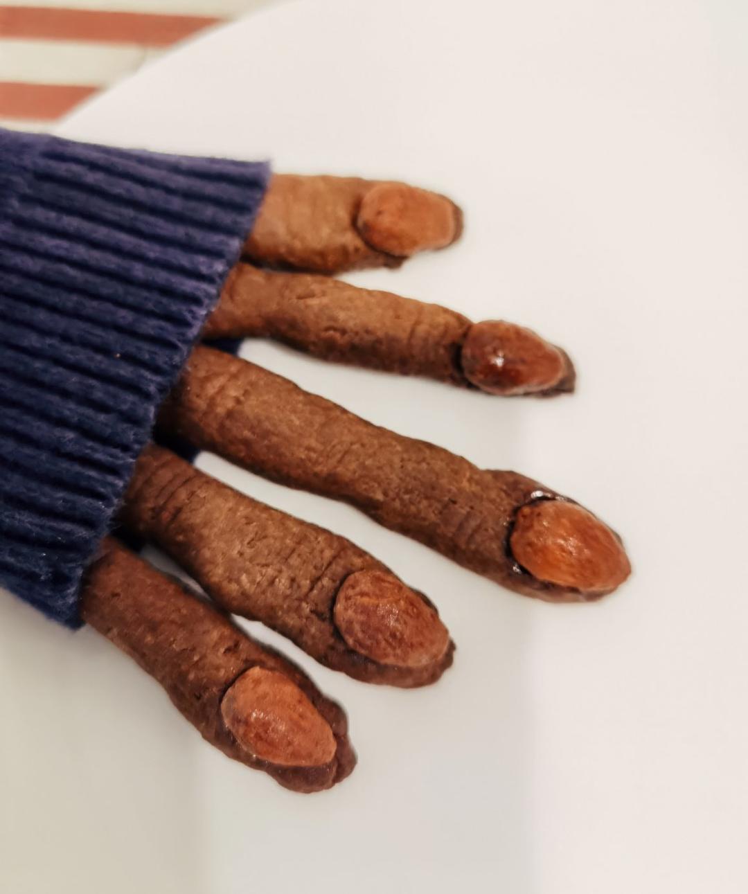 万圣节女巫的手指