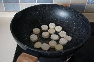 鱼香鸡蛋豆腐的做法 步骤5