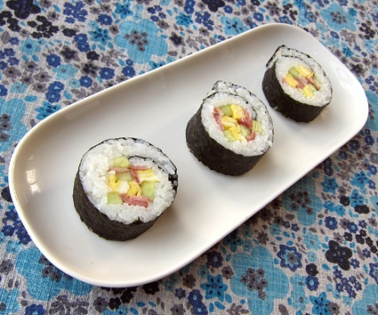 紫菜寿司和饭团的做法