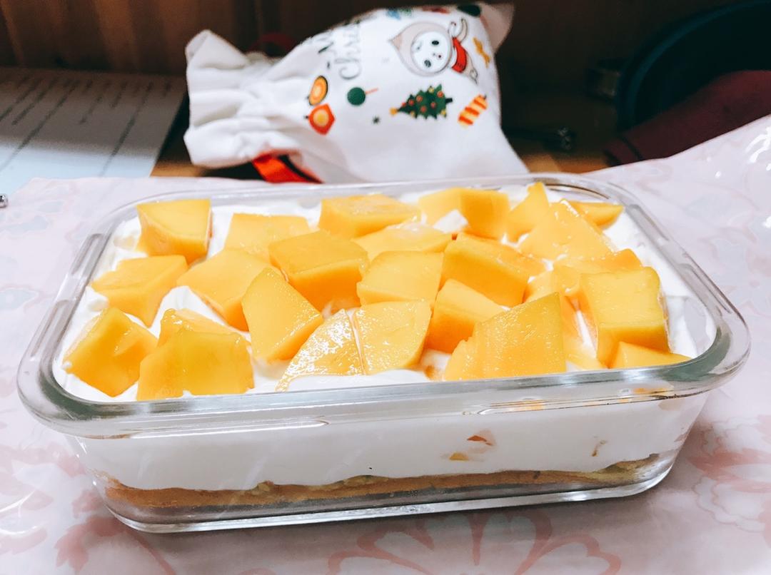 水果盒子蛋糕