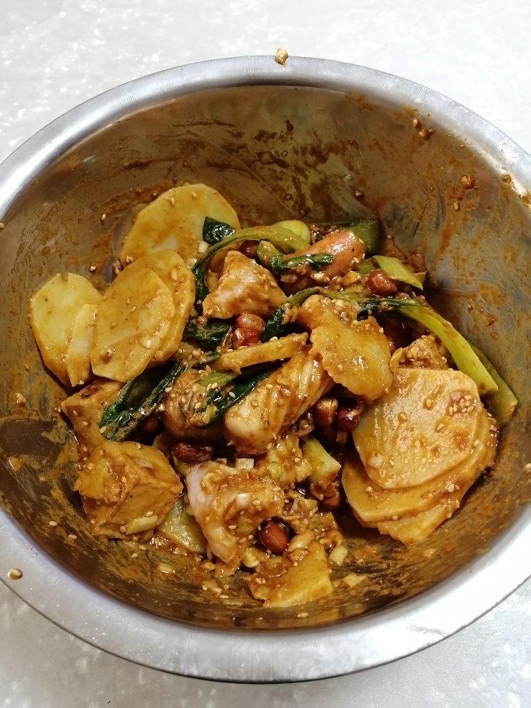 比麻辣烫好吃百倍的麻辣拌，浓郁鲜香麻辣又上瘾