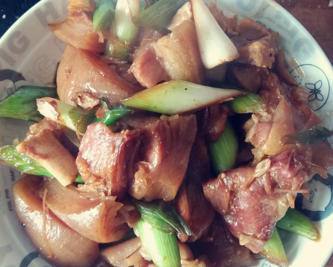 蒜香腊猪脚