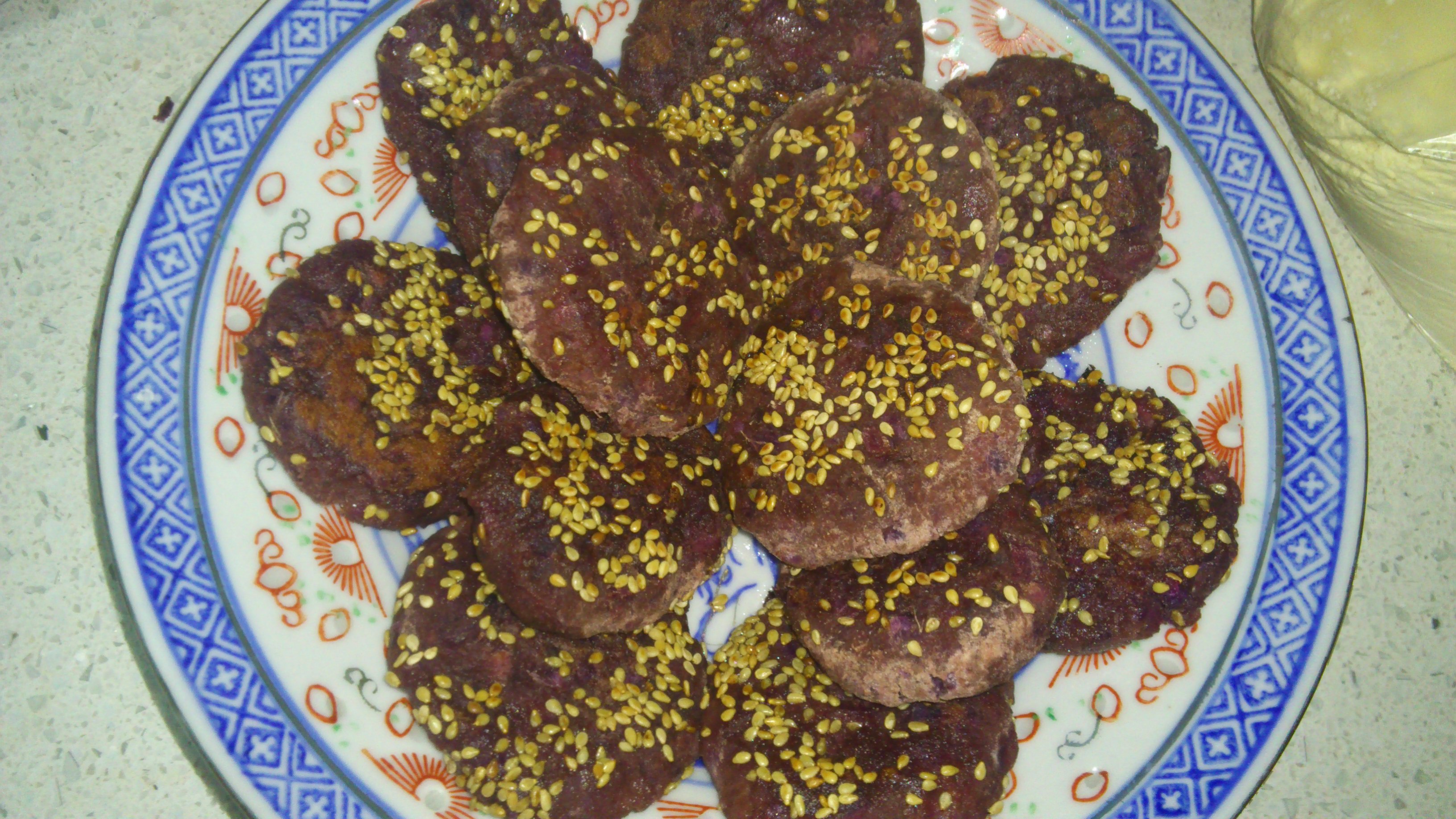 香煎芝麻紫薯饼