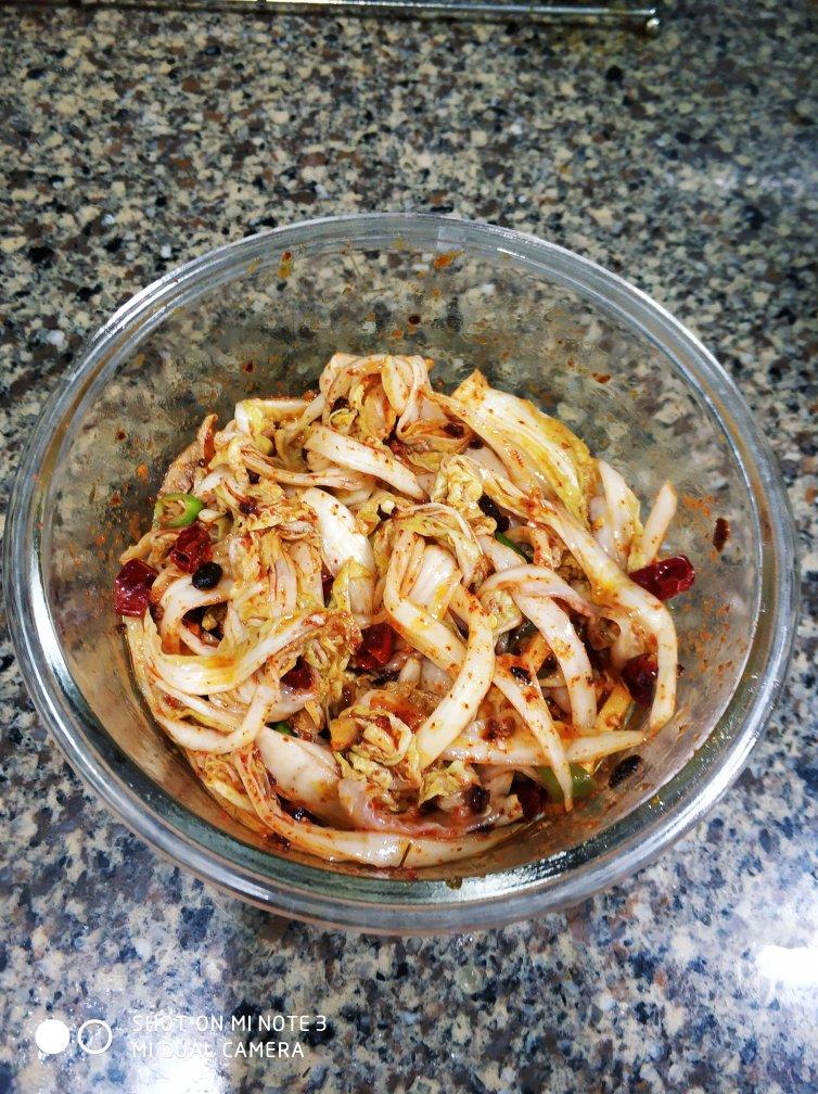 懒白菜（瀾、腌。辣）