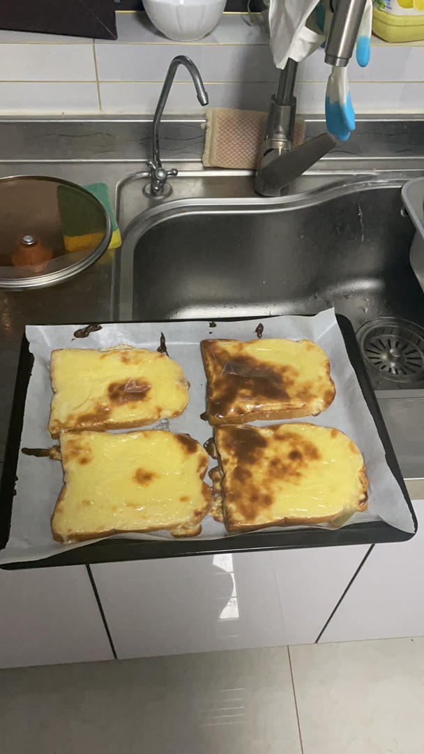 零失败快手岩烧乳酪(熔岩吐司)十分钟网红早餐，好吃哭