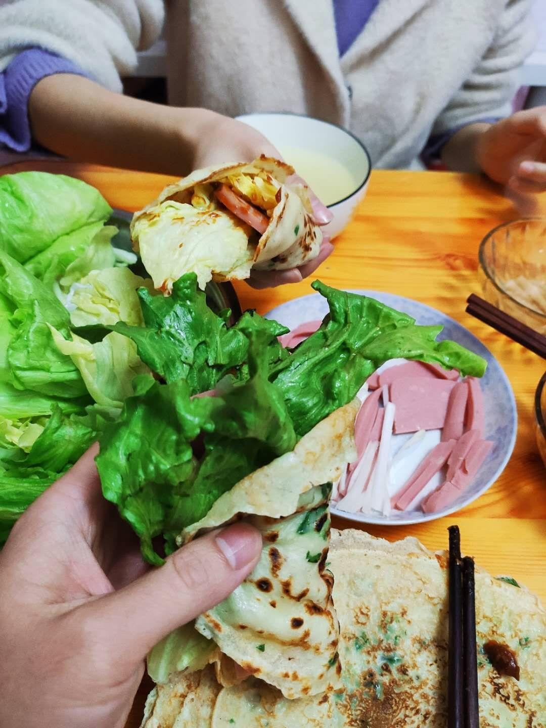 简易自制手抓饼，大饼夹一切