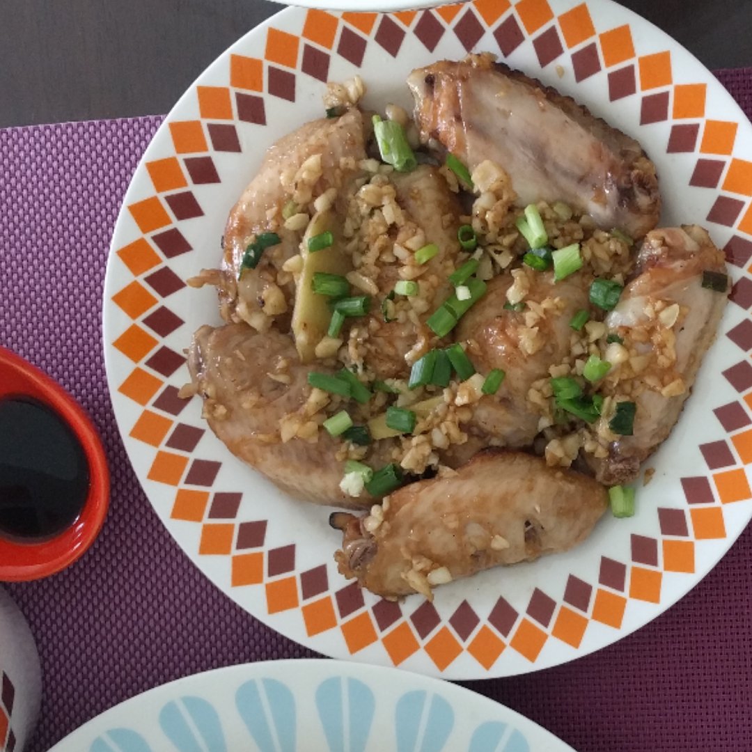 蒜香鸡翅