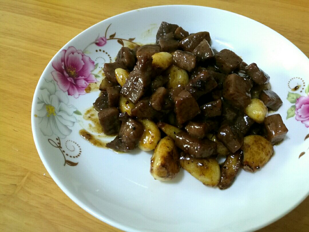 黑胡椒杏鲍菇牛肉粒