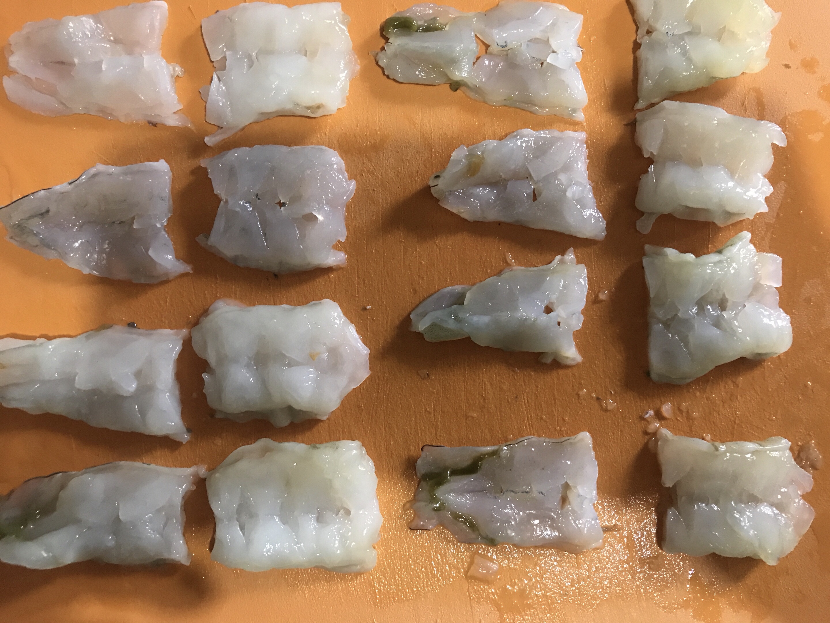 香酥椒盐软炸虾肉 简单外酥里嫩的做法 步骤1