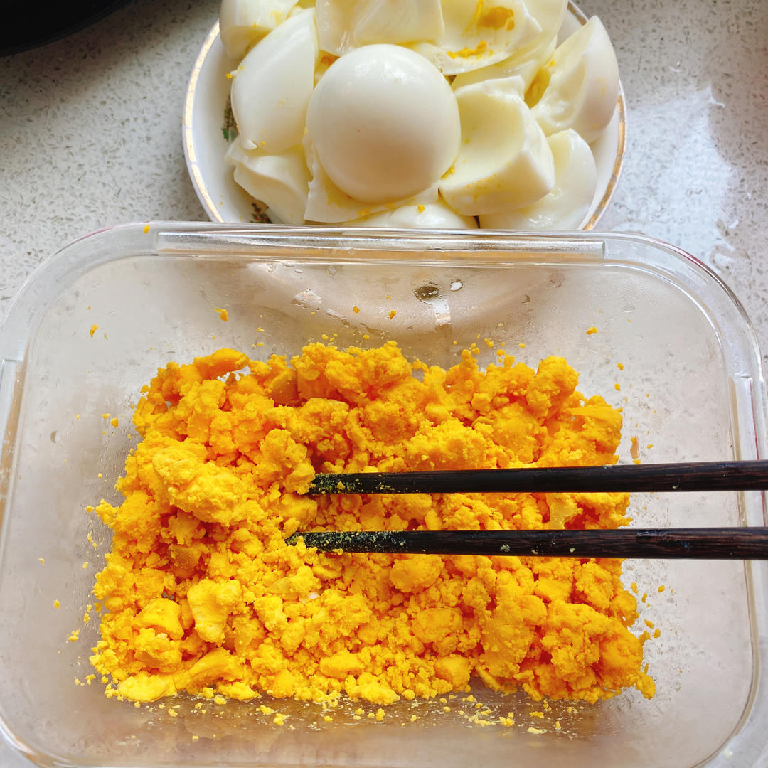 培根薯角鸡蛋沙拉披萨