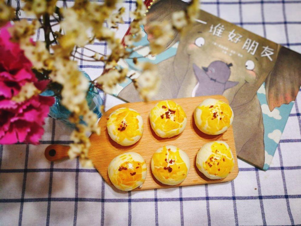 蛋黄酥