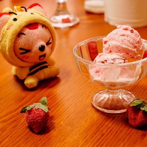草莓冰淇淋（冰淇淋机版）的做法 步骤5