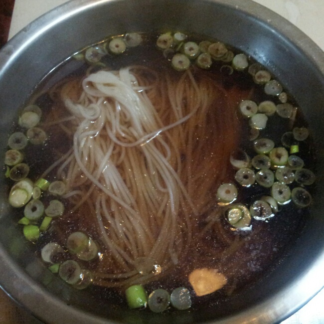小葱麻油酱油面