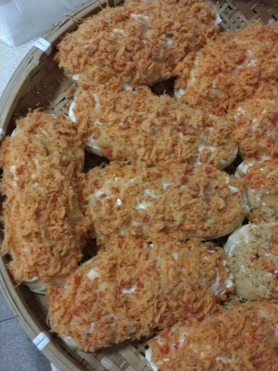 辣肉松面包