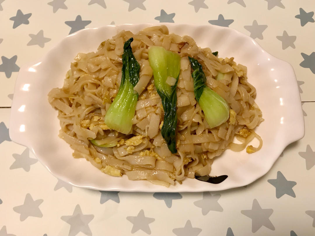 路边摊炒河粉