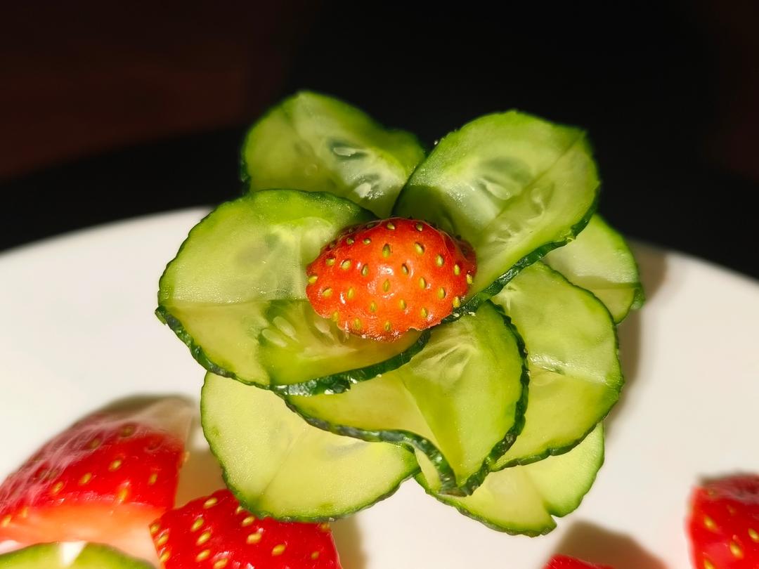 黄瓜花摆盘