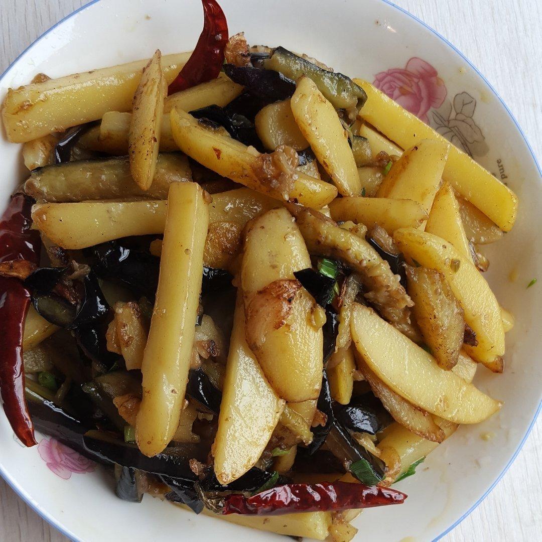 土豆炒茄条