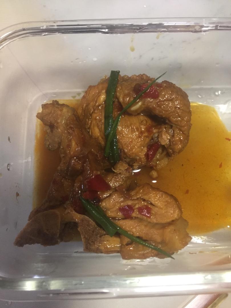 有滋有味香到吮指的酱骨架