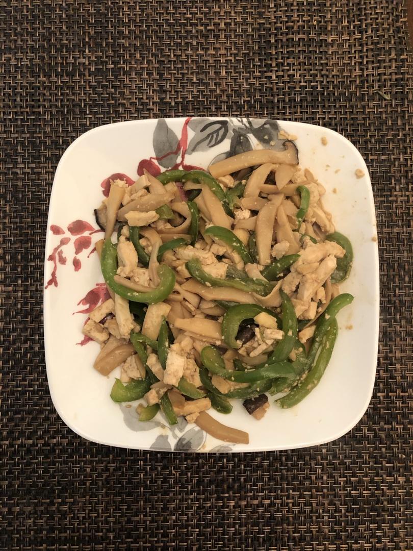 青椒素炒杏鲍菇