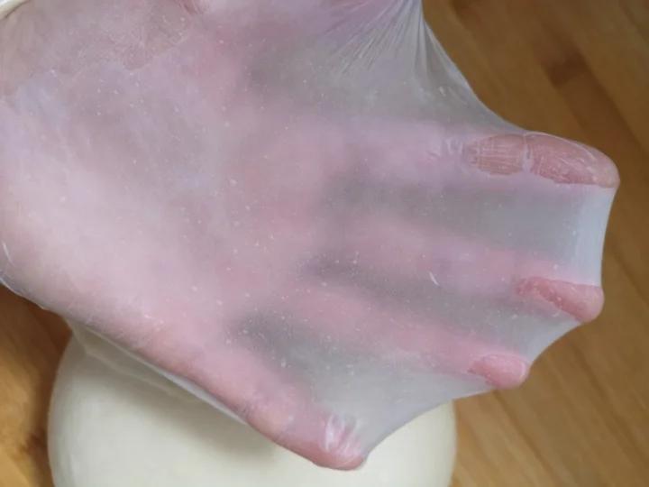 轻松揉出手套膜的水合法揉面
